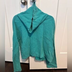 Lululemon Teal Pullover